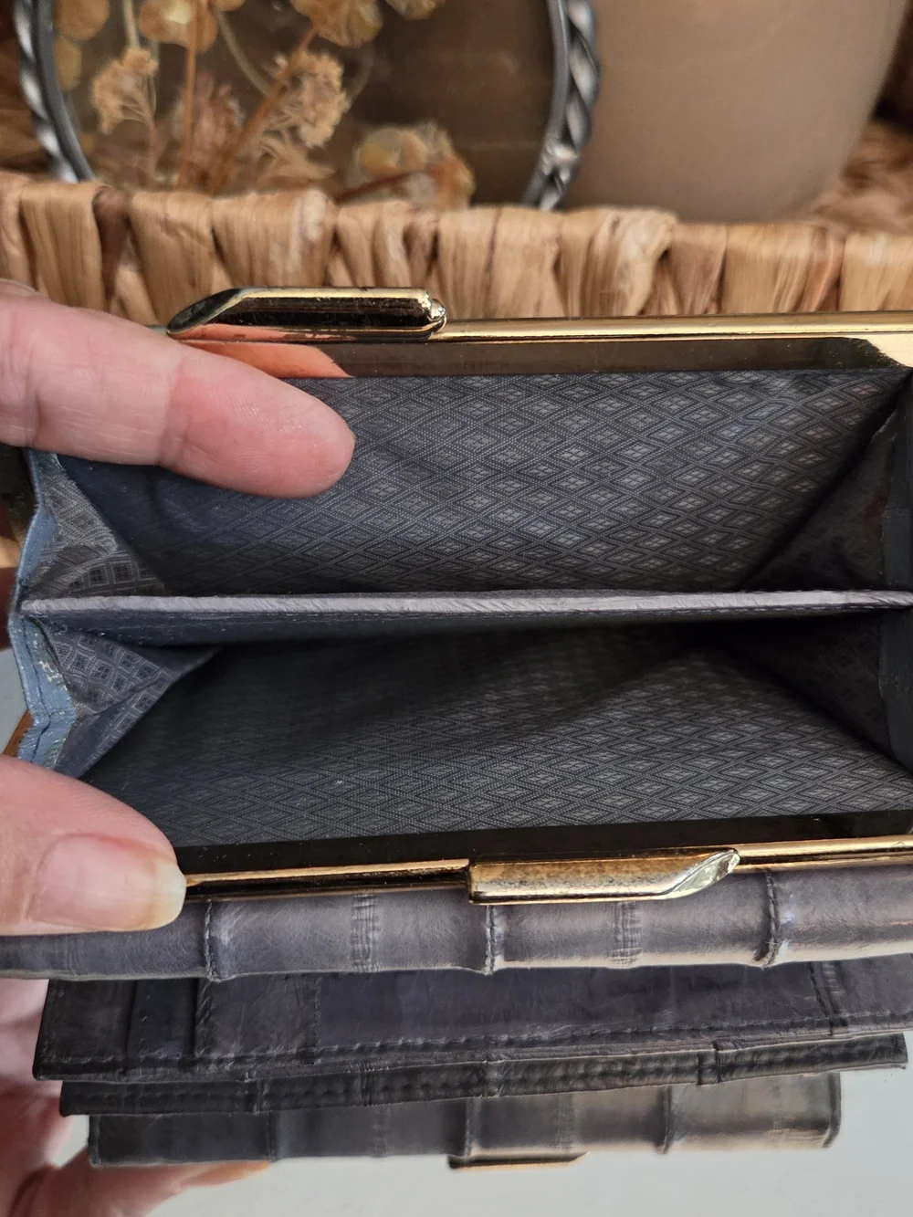 Vintage Genuine Eel Skin Leather Wallet Clutch Gray Korea Gold Frame